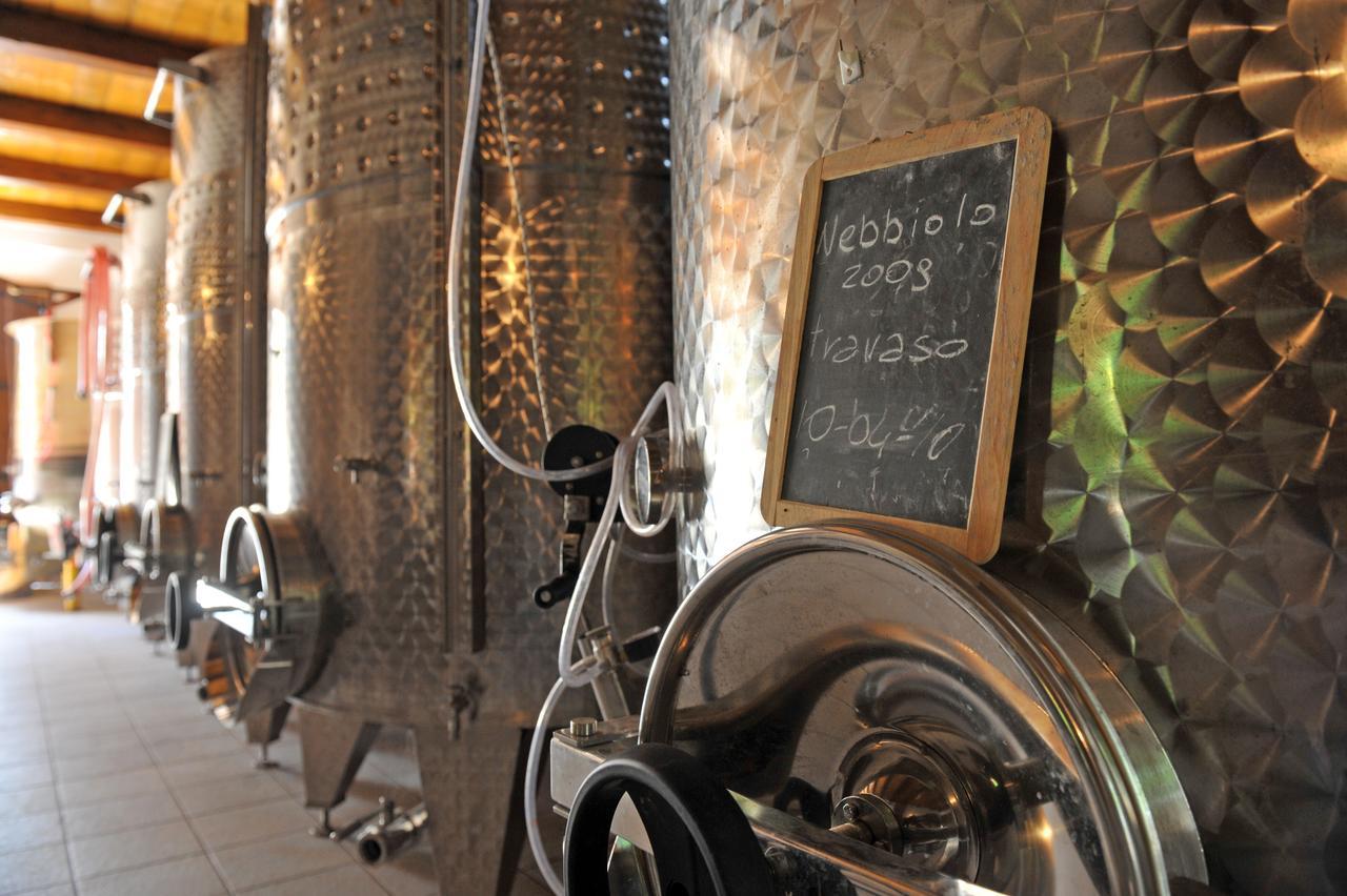 לינה וארוחת בוקר בורגומאנרו Relais Profumo Di Vino מראה חיצוני תמונה